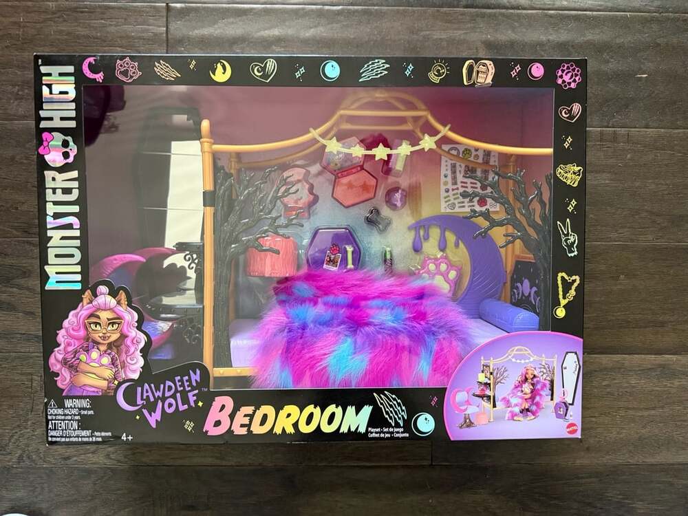 Monster High Clawdeen Wolf Bedroom Playset